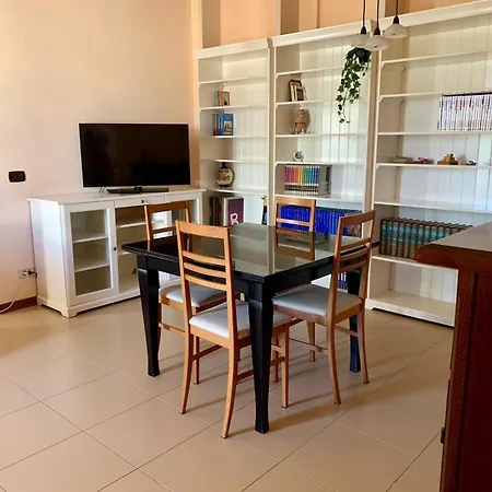 Con Vista Apartment *